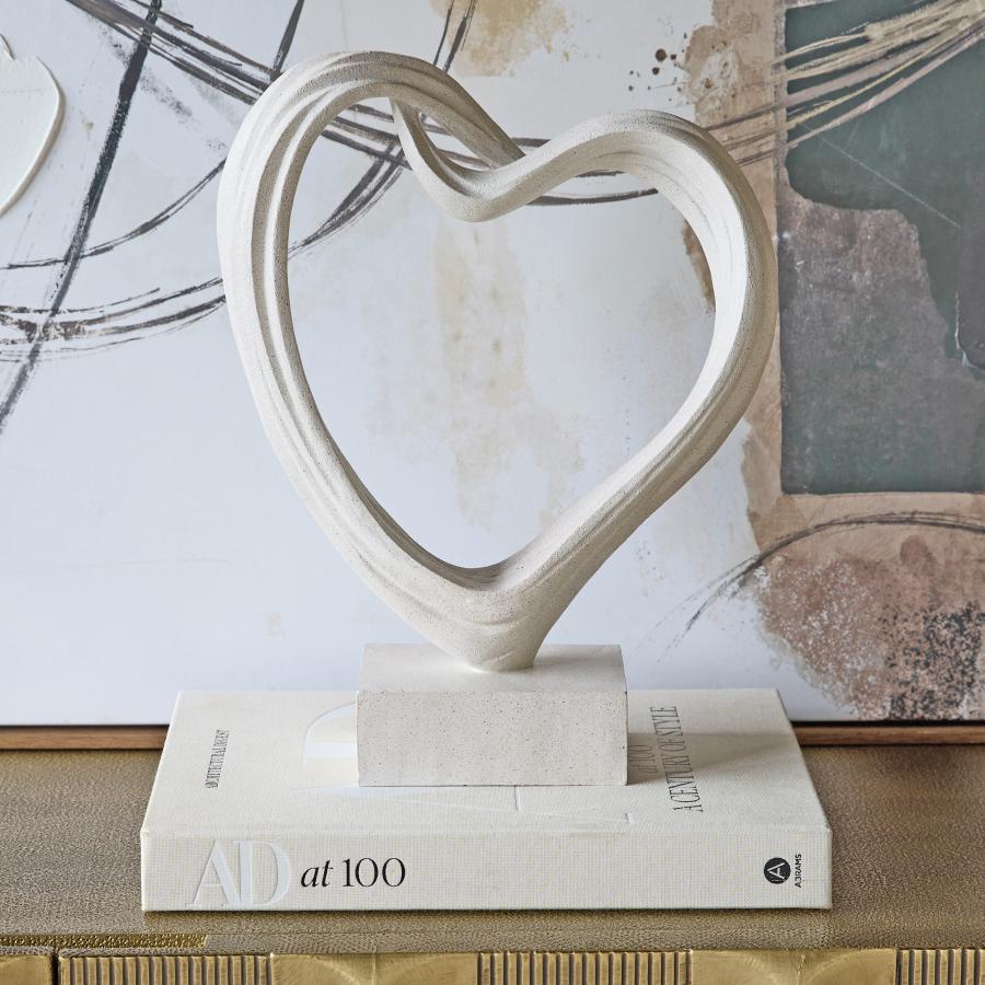 Amore Sculpture